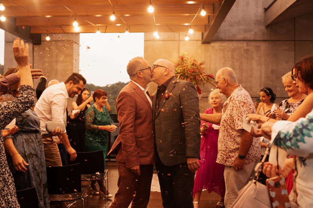 Chris Burton tweet media