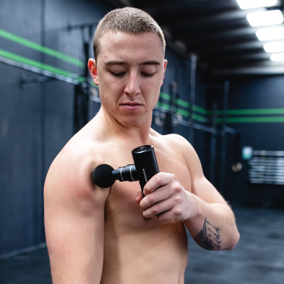 Flexgun_offical's tweet photo. Cooling down is not optional – it’s essential. 

Just 10 minutes of low-intensity activity post-workout can accelerate recovery and reduce soreness. Make it a habit! #CooldownCounts #FlexgunTips https://t.co/PysF526vBW