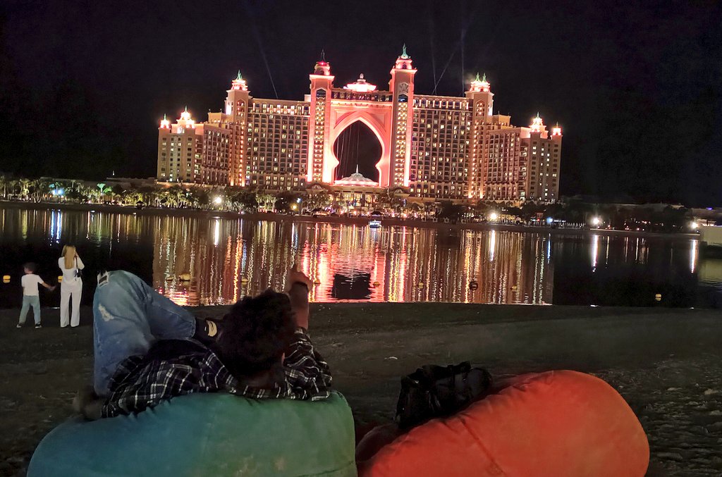 ThaparAakash's tweet photo. 🥹🫵 I don't want you. I simply want to be the person you choose to sit next to in a room full of people you know.  #jumeirah #dubai https://t.co/X7xnTIPbzF