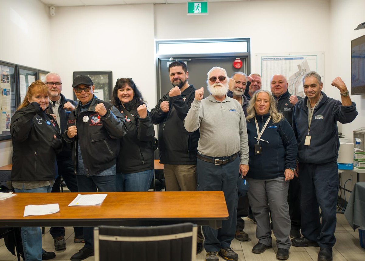 International President John Costa visited Peterborough today. This is what solidarity looks like. <a href="/atu_canada/">ATU Canada</a> <a href="/ATUComm/">ATU, Transit Union</a>