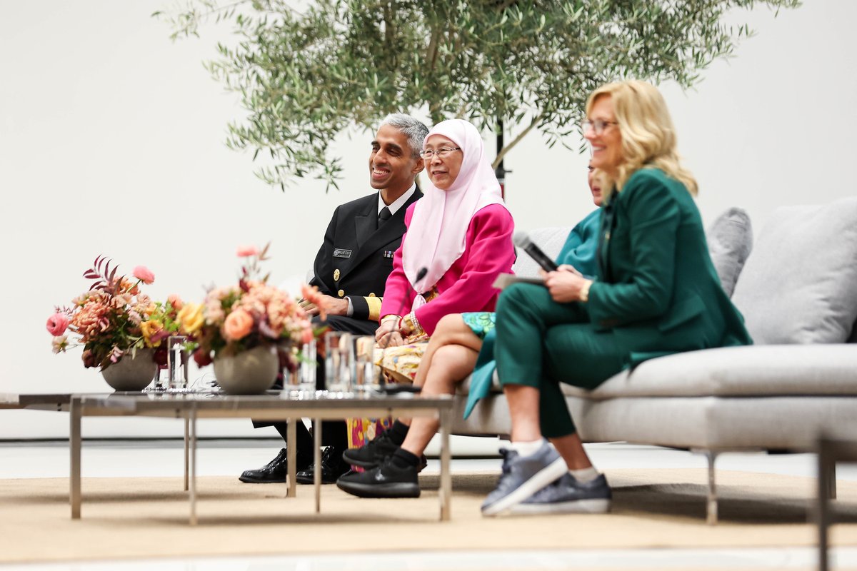 Last week, @FLOTUS and I spoke with other First Spouses about their perspectives on #MentalHealth. This is a challenge not just for one nation but for the global community—and it’s one that we must take on with urgency.