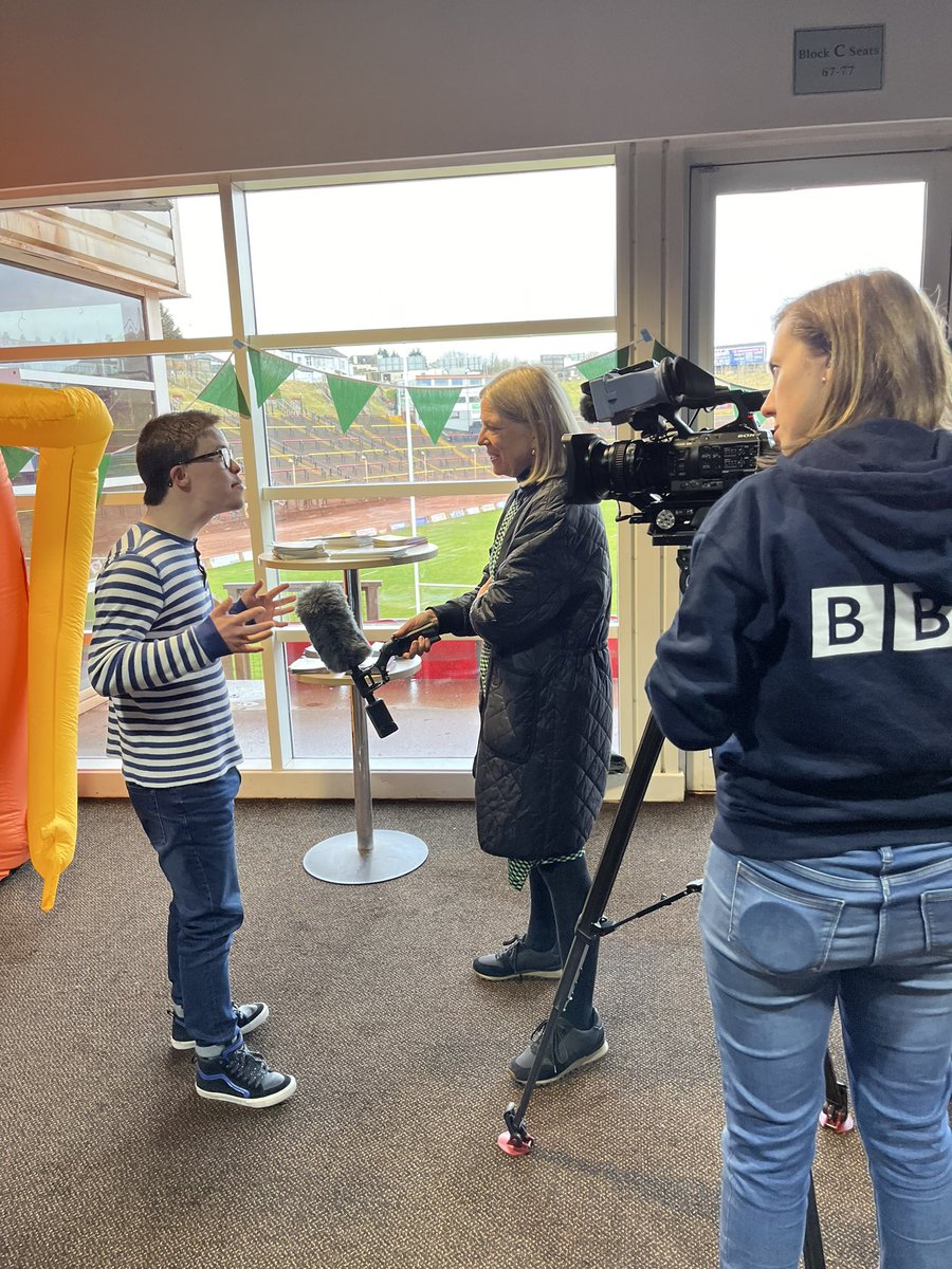 Thanks @BBCYorkshire for covering the fantastic @BetterStartBfd #BradfordBabyWeek and @BiBresearch’s 5,000th baby signed up to their world leading longitudinal research study 👏🏽👏🏿👏🏼👏🏻 @ActAsOneBDC @WYpartnership