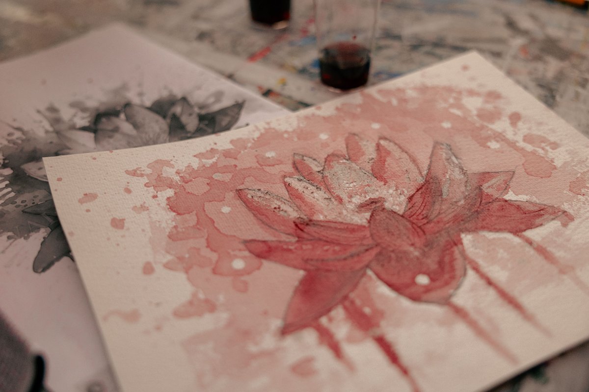 La segunda jornada del festival #CulturaViva empezó con el taller "El vino, píntame" organizado por <a href="/RDLMalaga/">El Retorno de Lilith</a> 
El vino fue nuestra compañía para beber y para crear y dar forma a nuestras creaciones entre copa y copa.
¡Un experimento diVINO!
Patrocina <a href="/CervezaVictoria/">Cervezas Victoria</a>