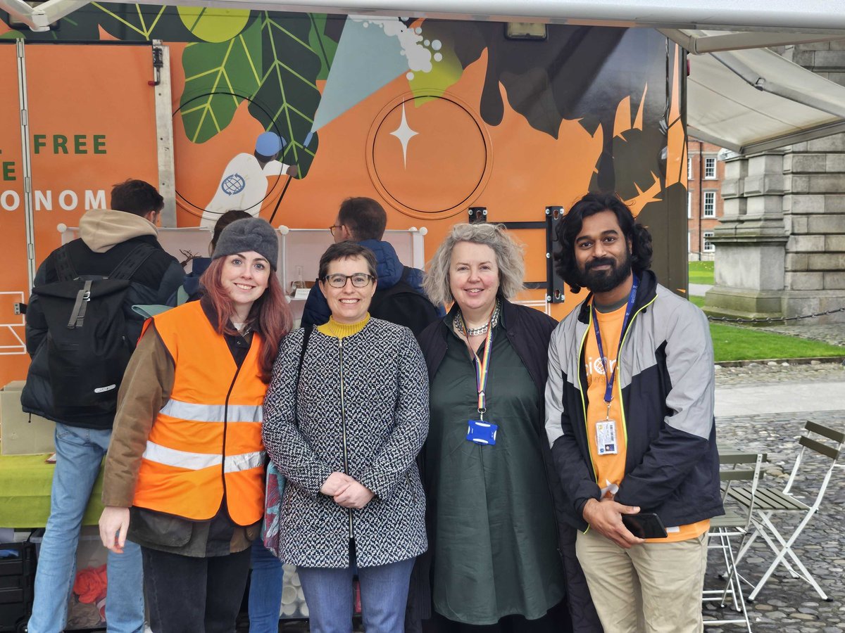 Cathy2Quinn's tweet photo. Great day @tcddublin today chatting about @biOrbic_centre #biobus #bioeconomy with 250 members of the campus community. Lovely to meet Trinty Provost @LindaDoyle and BiOrbic members, Ramesh Babu, Jane Stout, Siva Ponnupandian,Cathy Keenan and Yvonne Buckley. https://t.co/B5h9EYq7us