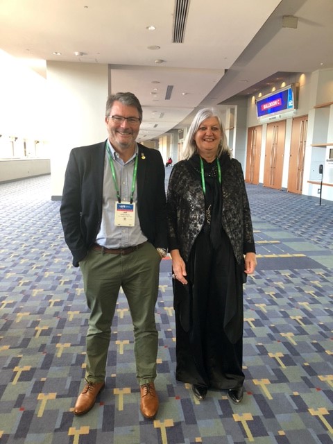 CNRS in US & Mexico (@cnrswashington) on Twitter photo #Award| Congrats Elisabeth Guazzelli! Senior researcher at <a href="/CNRS/">CNRS 🌍</a>, she received the Fluid Dynamics Prize from <a href="/APSphysics/">American Physical Society</a> yesterday. Among those present were her colleague Jeffrey F. Morris, Professor of Chemical Engineering at <a href="/CUNY/">The City University of New York</a> and CNRS Fellow Ambassador for <a href="/CNRSingenierie/">CNRS Ingénierie</a>. #Award| Congrats Elisabeth Guazzelli! Senior researcher at <a href="/CNRS/">CNRS 🌍</a>, she received the Fluid Dynamics Prize from <a href="/APSphysics/">American Physical Society</a> yesterday. Among those present were her colleague Jeffrey F. Morris, Professor of Chemical Engineering at <a href="/CUNY/">The City University of New York</a> and CNRS Fellow Ambassador for <a href="/CNRSingenierie/">CNRS Ingénierie</a>.