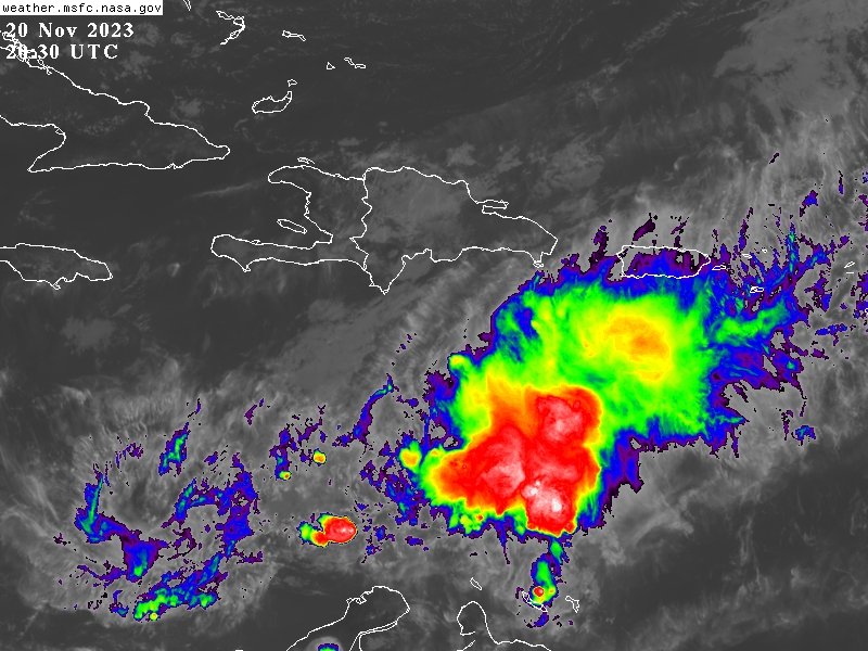 (1/4).    
Buenas tardes.
Aunque se prevén lluvias sobre algunas regiones del territorio dominicano, los acumulados esperados, no serán tan significativos como los del fin de semana debido a que las condiciones meteorológicas en gran parte del país han comenzado a mejorar.