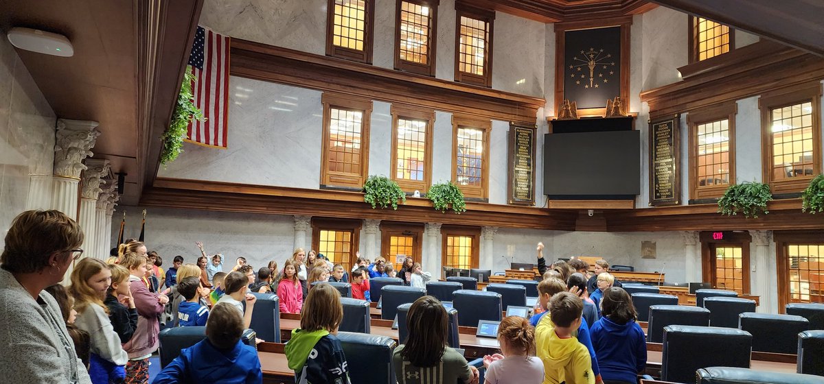 Miss Chapman tweet media