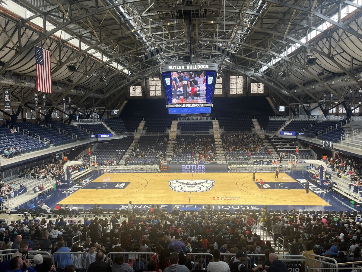 Field Trip!!! 🏀💙🐾