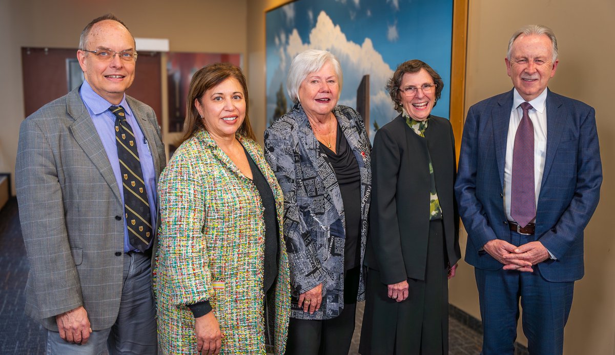 Thank you Dr. Mark Crowther @macdeptmed & Dr. Paul O’Byrne @machealthsci for presenting @McMasterU Dept. of Geriatric Medicine Awards to Patricia Mandy (Lifelong Achievement) & Patricia Ford (Clinical Excellence). We appreciate your involvement in our #geriatric program!