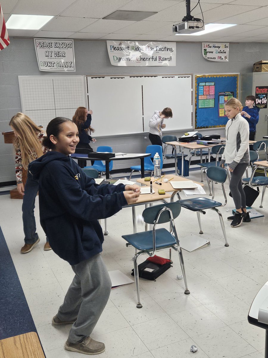 Nicole Yunker tweet media