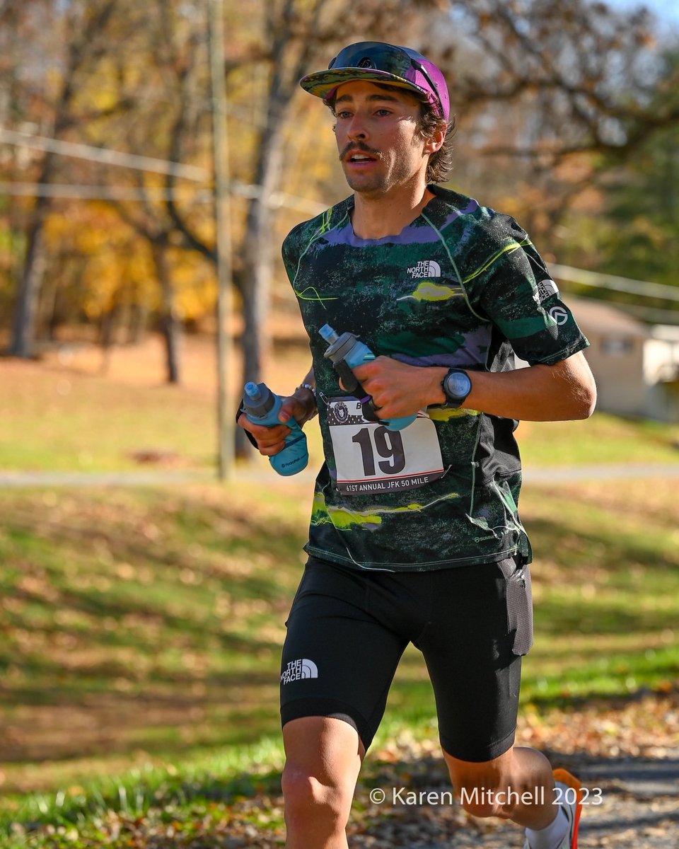 Covered 61-yr-old @jfk50mile Race is on Appalachian Tr, C&O towpath & some paved roads. Attracts many top ultra runners. 1st women: @jenniferlichter 1st man: @sethruhling To see the photos, please go to link: runnersgazette.com/2023/11/20/ruh…