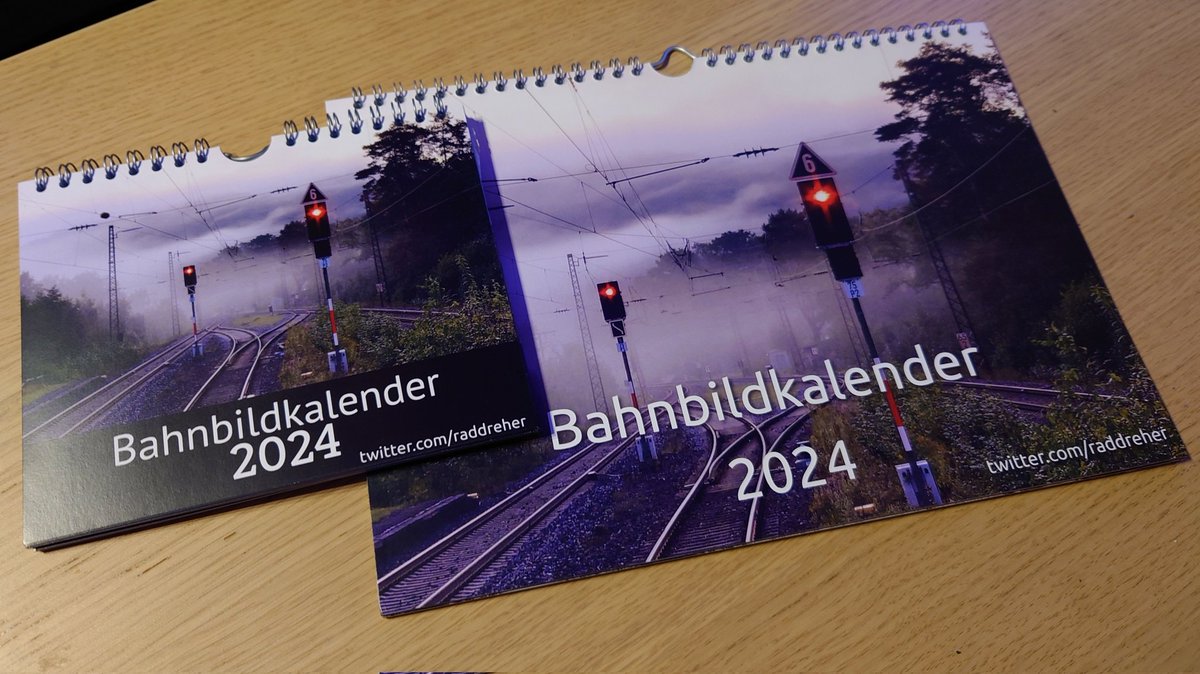 Das Jahr ist nicht mehr lang und ich wollte euch dieses Jahr gerne etwas zurückgeben.

Deshalb könnt ihr ab heute einen oder mehrere Kalender meiner Fotos aus dem Bahnalltag für das Jahr 2024 bestellen 🥳

(Alles Weitere im Thread)
