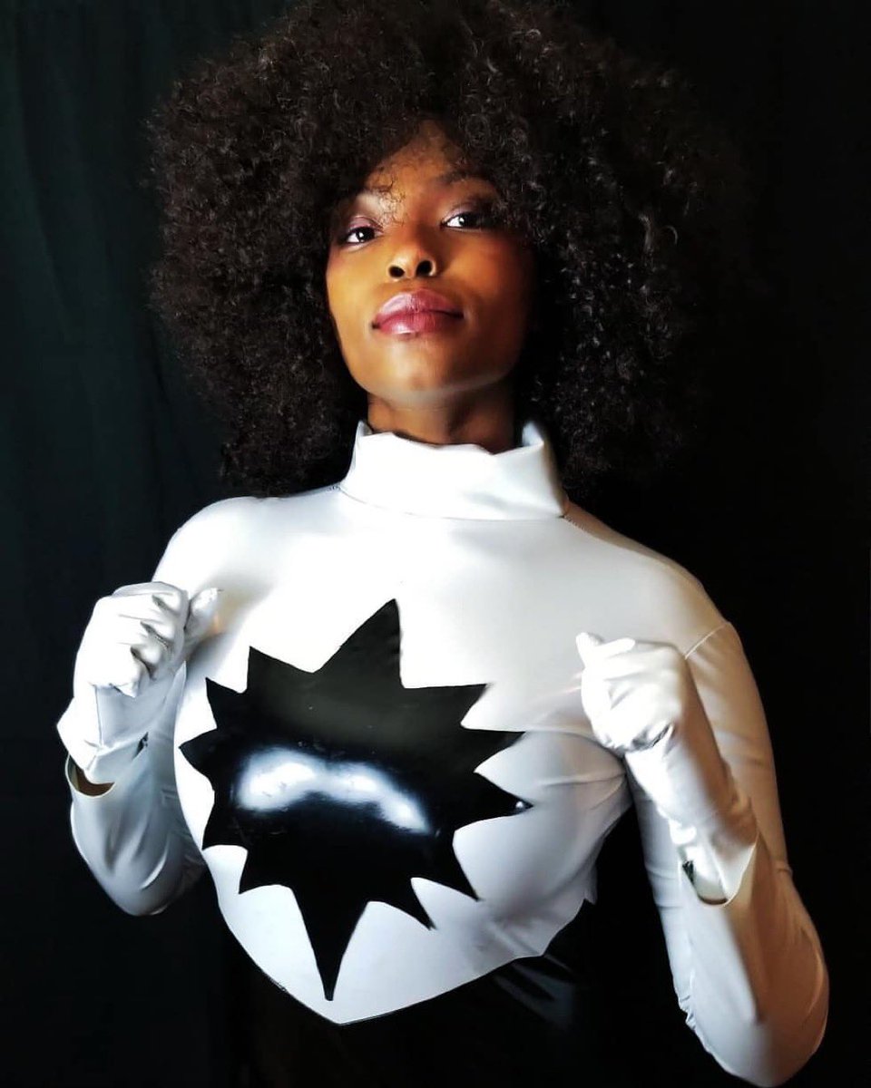 Cosplay_YourWay's tweet photo. @Cosplay_YourWay  with @nanathedemon_ 

Use YOUR voice, express YOUR style, do it YOUR way!

#CosplayYourWay #cosplay #cosplayer #NerdySexyCool #diversity #photon #spectrum #captianmarvel #superherocosplay #marvelcosplay #blackcosplay #Melaninpoppin #monicarambeaucosplay 🍙 https://t.co/pNxCQR7evP