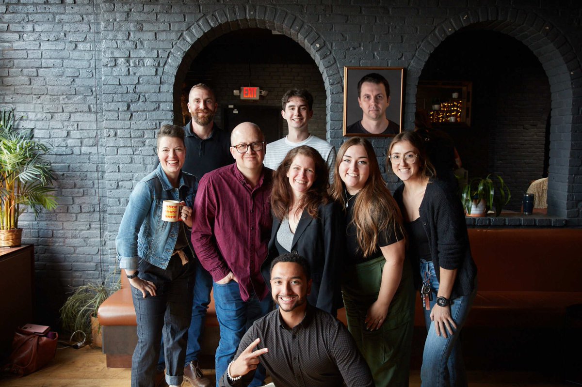 _LEAP_Group's tweet photo. Spot the difference between these two photos… 🕵️

The internal marketing team gathered for a snapshot at our annual state-of-business celebration this summer, but someone couldn't make it... or so they thought! 

Can you guess who's the 'Photoshop Pro' in our crew? https://t.co/ekYwgK5tuN