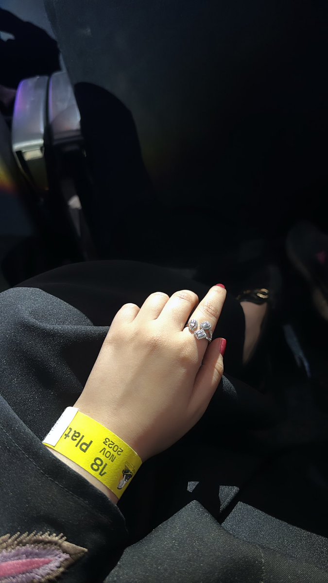 ishooo8's tweet photo. احلى Birthday Gift بحياتي ❤️❤️❤️ https://t.co/blvKaNf3OA