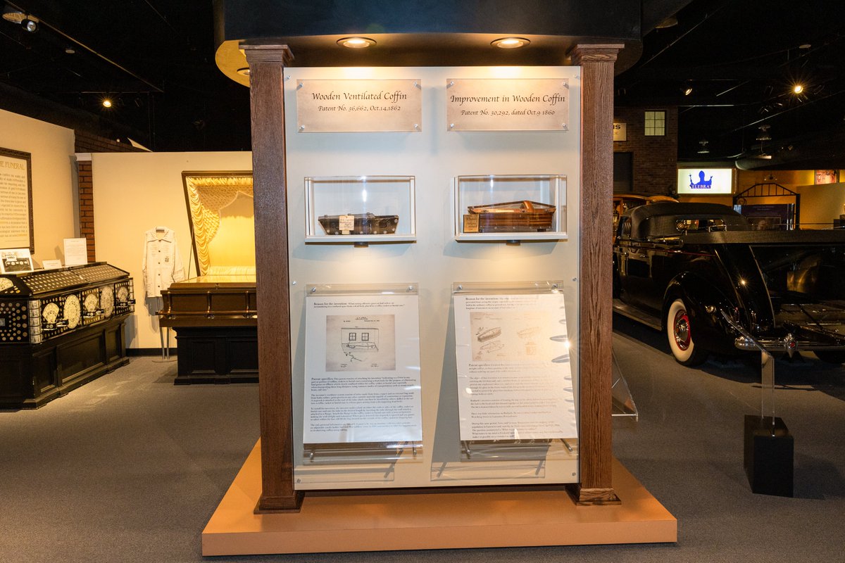 FuneralMuseum tweet media