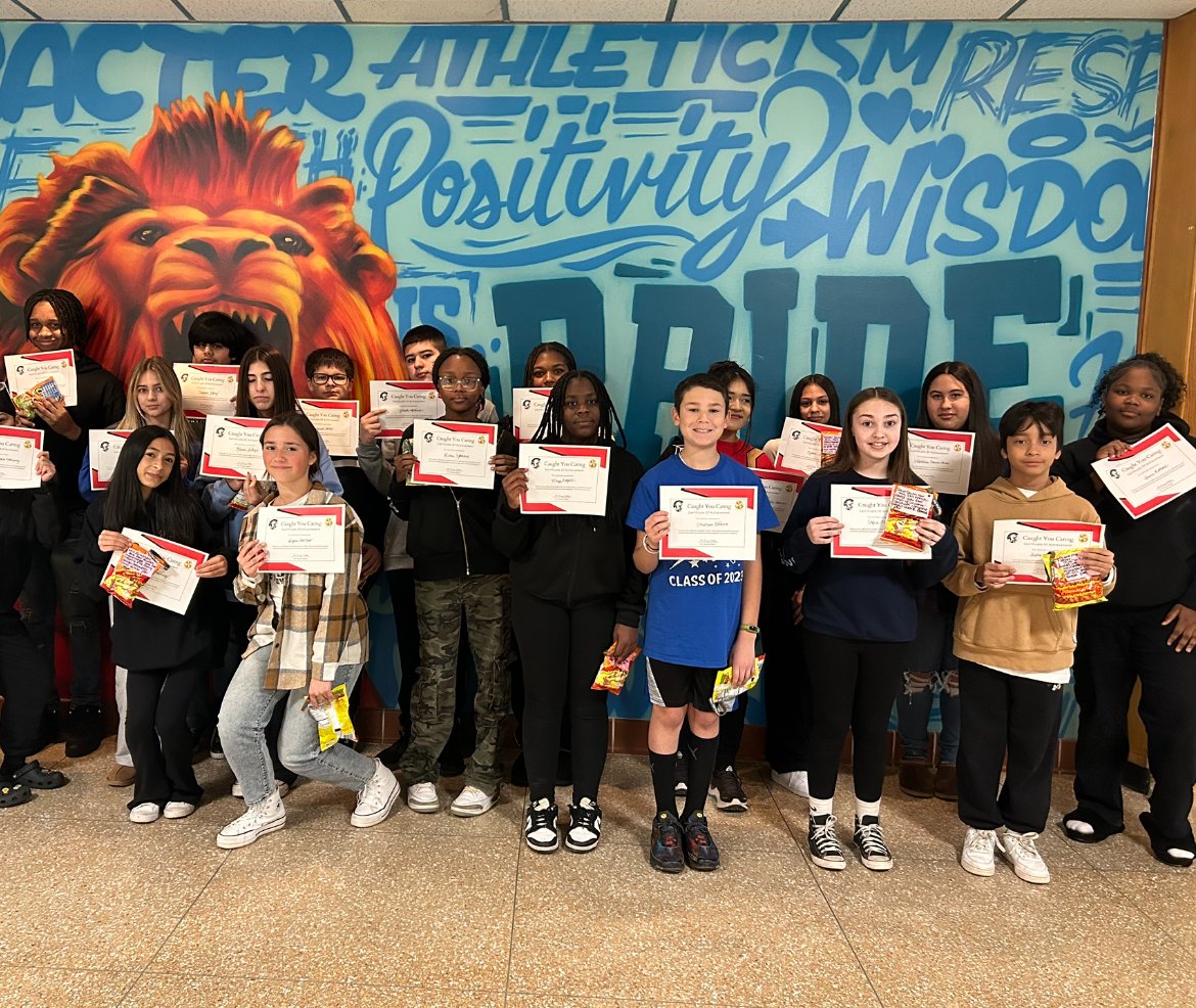 Grice`s Caught You Caring Campaign was a success again this morning as we recognized 29 students for showing acts of kindness and 4 staff members. Students receive a certificate and a spicy treat! Was a great way to start off a Monday. #GriceProud <a href="/WeAreHTSD/">WeAreHTSD</a> <a href="/HTSD_Grice/">Grice Middle School</a>