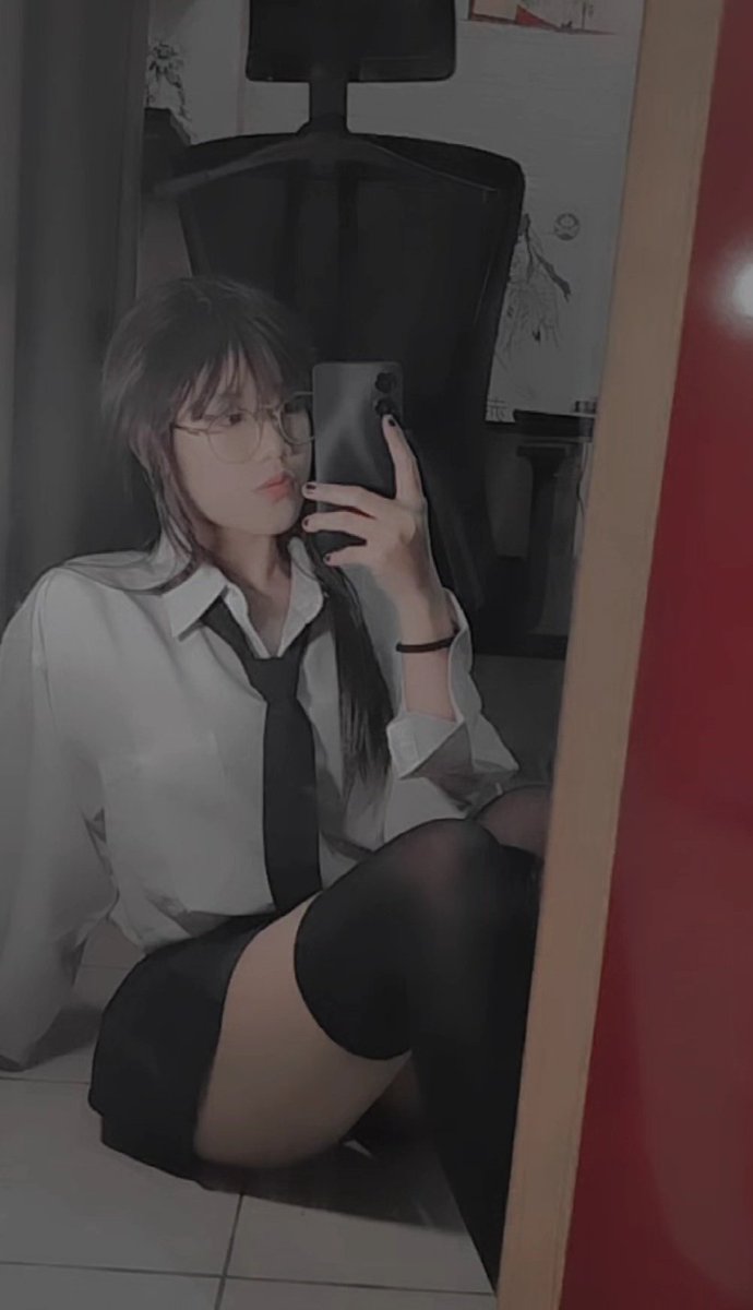 Lostfoxx__'s tweet photo. Hey, 
Wanna play? https://t.co/CEaBRMyXV2