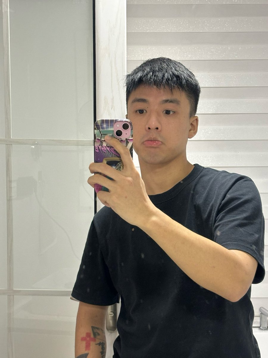 夜晚出生的小孩 tweet media