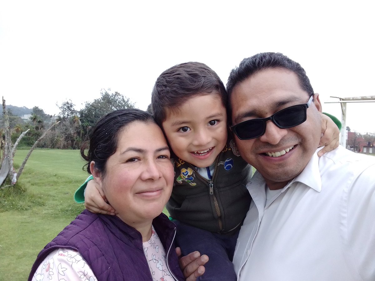 markitos_la's tweet photo. Mi familia y yo serviremos al Señor https://t.co/Tz2r9myj4R
