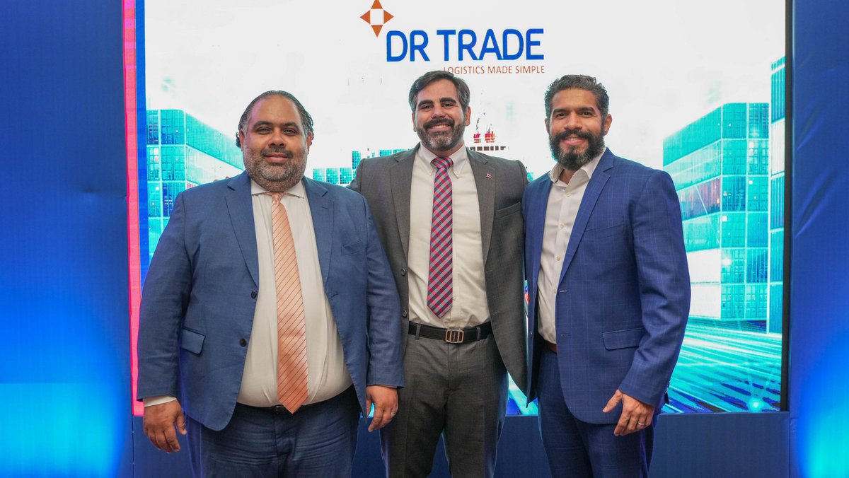 FDominguez1986's tweet photo. Gracias a todos por el apoyo a través de los años. Los logros a la fecha de DR Trade, son gracias a nuestro excelente equipo y nuestros usuarios. El 2024 continuaremos creciendo, mejorando y empujando el desarrollo del sector logístico nacional. https://t.co/LOqYh00N8h