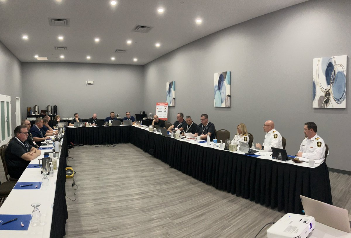 ONFireChiefs's tweet image. An engaging conversation with the Ontario Office of the Fire Marshal here at the AGM, discussing important #firesafety and #lifesafety topics. 

#OAFC2023 

#fireservice #publicsafety #ontario #ONsafety @ONFireMarshal | @jonpeggOFM | @JohnMcBeth | @nancydun1