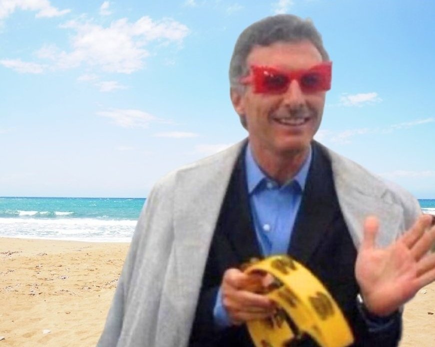 ElCaputista's tweet photo. Se van la joaqui y elegante. Vuelven Marama y Rombai, se viene el mejor verano de todos los tiempos https://t.co/yyYtTeAW72