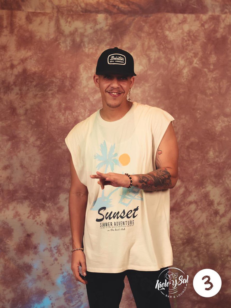 elsoftwarepiano's tweet image. De una forma especial quiero agradecer a todos los que sacaron un mnts de su valiso tiempo para desearme lo mejor en mi aniversario 😘😘😘 los amo mucho 😘😘😘😘😘 #elsoftware #Aniversario #25