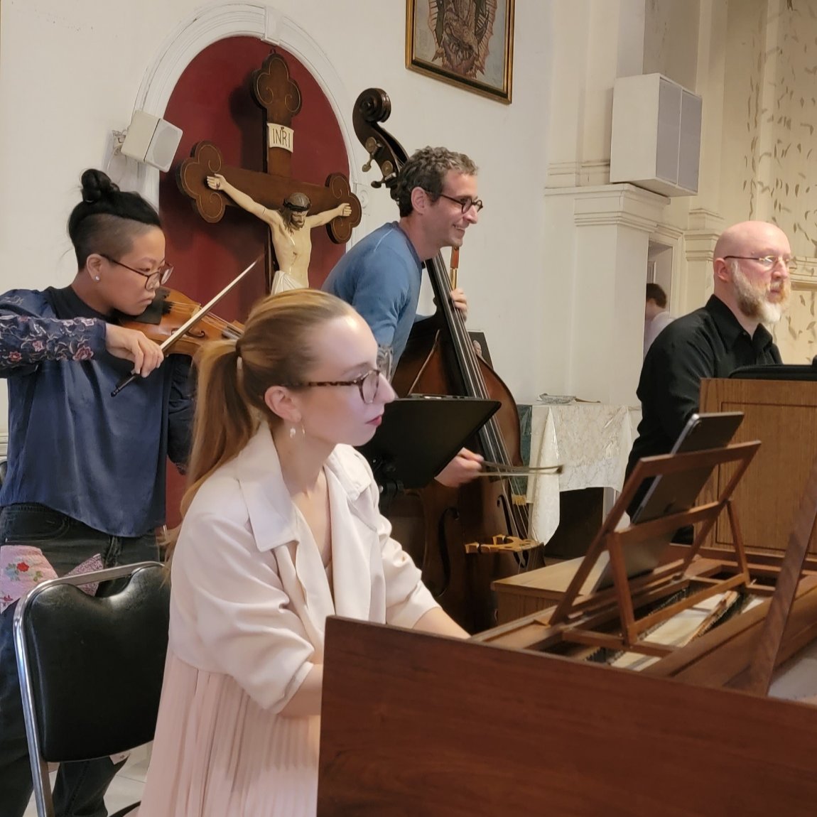 Meet Theotokos, performing on Thursday, December 7 at 7:30pm at St. Mary’s Church! We’re excited to present the ensemble in its 5BMF debut, tickets available at 5bmf.org/events/theotok…

#5BMF #FiveBoroughsMusicFestival #NYC #Theotokos #EarlyMusic #NewYorkCity