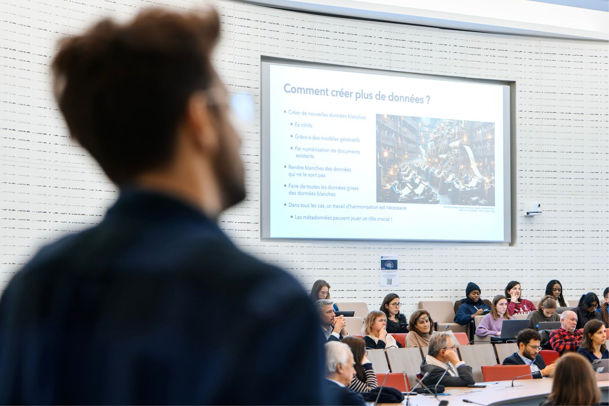 [#DauphineDigitalDays] La 2ème édition des Dauphine Digital Days est lancée !  3 jours de conférences autour de l’#IA 📣
Retour en images sur la première journée, introduite par <a href="/MouhoudEm/">El Mouhoub Mouhoud</a>, Président <a href="/Paris_Dauphine/">Université Paris Dauphine - PSL</a> -PSL, et <a href="/Isabelle_Ryl/">Isabelle Ryl</a>, Directrice <a href="/InstitutPrairie/">PRAIRIE Institute</a> ⤵️