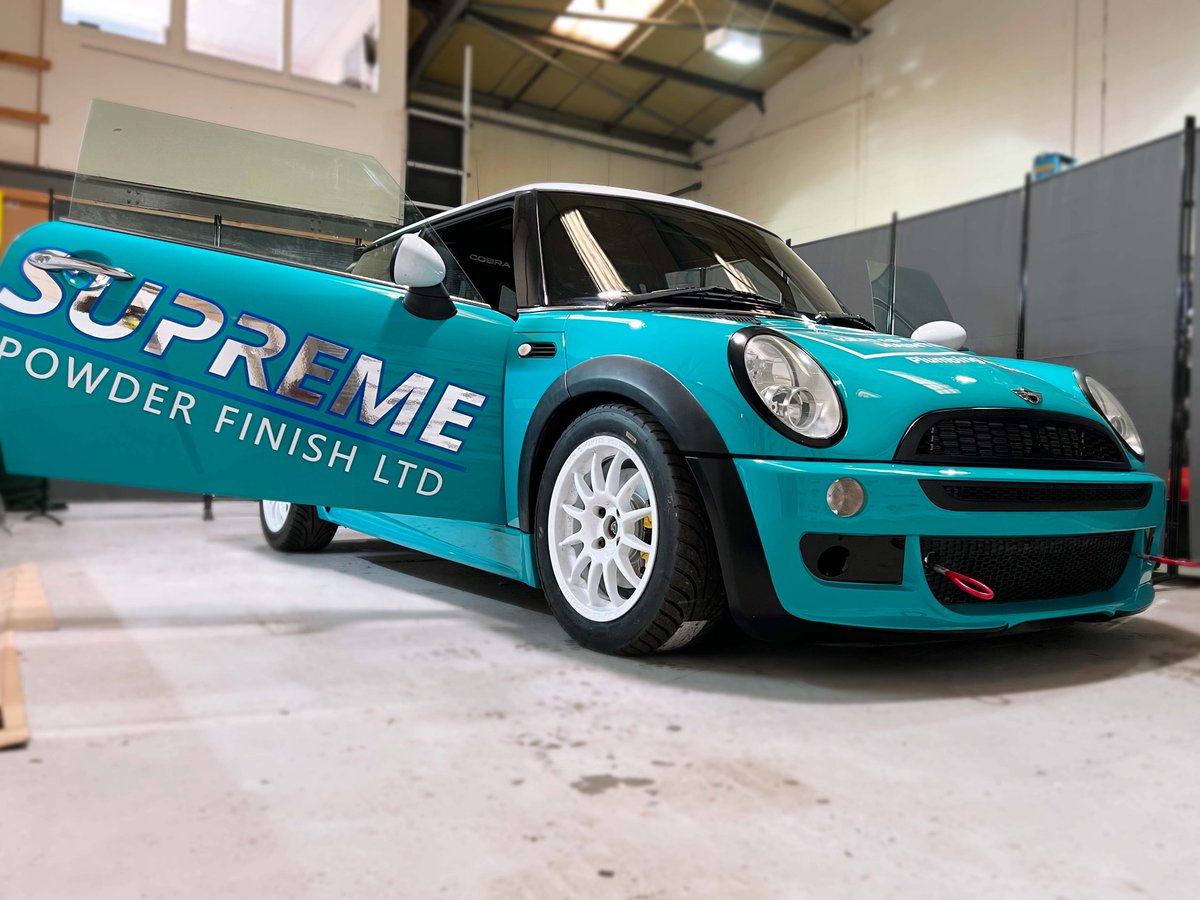 L&N Graphic Designs tweet media