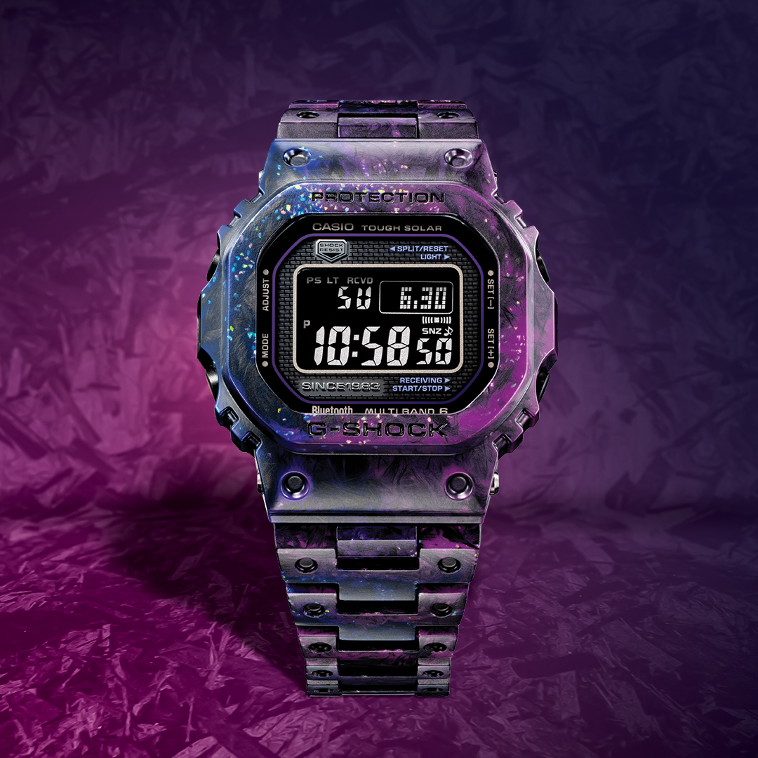 GShock_US's tweet photo. Crafted from aerospace-grade forged carbon, the GCWB5000UN timepieces merge strength and style with intricately molded forms and distinctive fibrous patterns. 🎨

Sign up to get notified now: https://t.co/Y4QHOKeyQR 

⌚️: GCWB5000UN-6, GCWB5000UN-1

 #GSHOCK  #GCWB5000UN https://t.co/sG0uxunprt