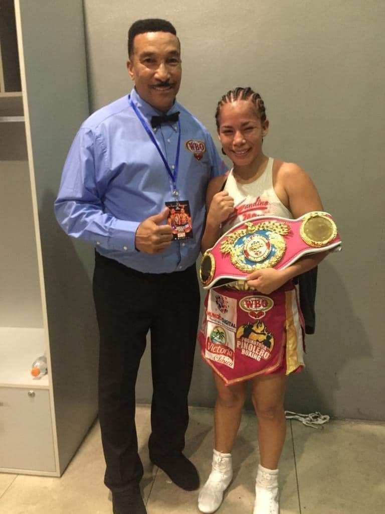 #Nicaragua Eveling Ortega la primera boxeadora nicaragüense en ganar un título profesional y convertirse de esta manera en la nueva campeona latina de la OMB en la 108 libras, un triunfo más para el #PuebloVictorioso #TropaSandinista #SomosUNAN #13DeJulio @AglasSiempre @Atego16