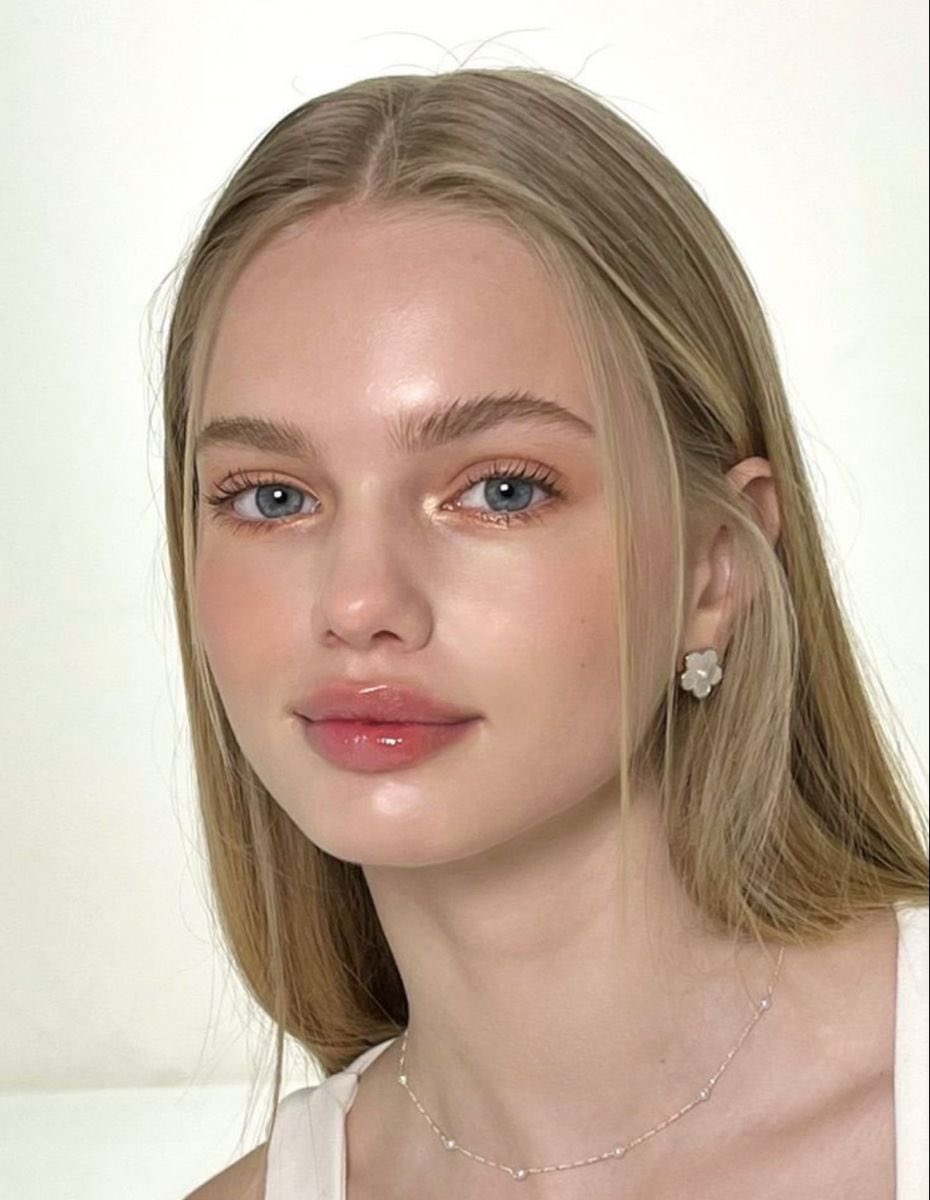 notsunandmoon's tweet photo. มีใครแนะนำ บลัชและลิป ลุคvanilla makeup ให้ได้บ้างคะ🥺💕 ขอบคุณค่ะ https://t.co/SlTvoapuCE