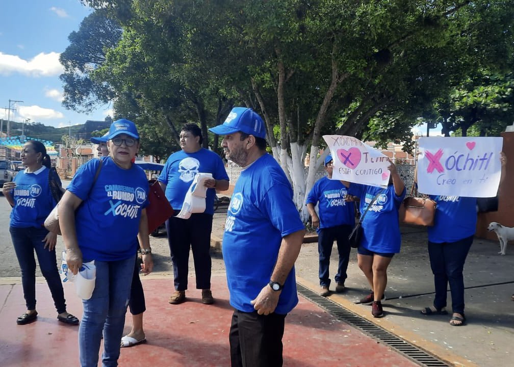 PanYucatan's tweet photo. ¡CAMBIEMOS EL RUMBO CON XÓCHITL🩷!

Arrancamos en #Tekax el apoyo a nuestra precandidata a la Presidencia de la República🇲🇽 @XochitlGalvez, hoy la esperanza ya cambió de manos y ahora nos pertenece a todos y todas. 

#CambiemosElRumbo
#YucatánUnSoloEquipo✨ https://t.co/54C2tCDDH7