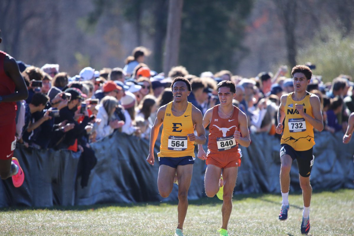 ETSU_TF_XC's tweet image. 𝙏𝙝𝙚 𝘼𝙡𝙡-𝘼𝙢𝙚𝙧𝙞𝙘𝙖𝙣 𝙞𝙣 𝘼𝙘𝙩𝙞𝙤𝙣

Check out some of the images of Jason Bowers from Saturday’s NCAA Championship in Charlottesville, Va.! 

#BucMentality | #ETSUTough 🏴‍☠️