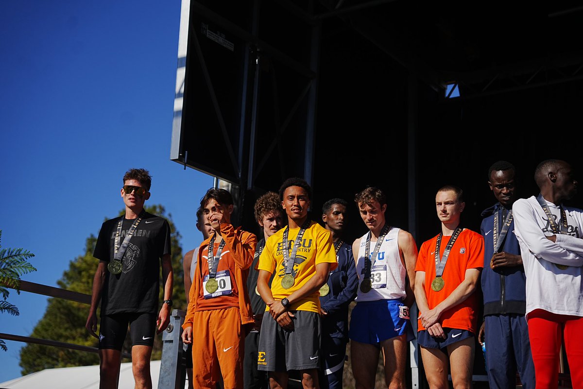 ETSU_TF_XC's tweet image. 𝙏𝙝𝙚 𝘼𝙡𝙡-𝘼𝙢𝙚𝙧𝙞𝙘𝙖𝙣 𝙞𝙣 𝘼𝙘𝙩𝙞𝙤𝙣

Check out some of the images of Jason Bowers from Saturday’s NCAA Championship in Charlottesville, Va.! 

#BucMentality | #ETSUTough 🏴‍☠️