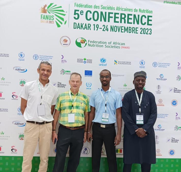 Nutriset_Fr's tweet photo. 📣 #DAY1 at #FANUS #Dakar
 
🤝With @PlumpyField members, #NutriK, @InnoFaso to share our #nutrition expertise for more #sustainable and #resilient #FoodSystems
 
📅22/11 - "#SQLNS: Time to go BIG" Symposium with @EleanorCrookFdn and @ALIMAong. Join us! 
 
 #FoodSecurity #SDG2 https://t.co/qUKpzGEDfG