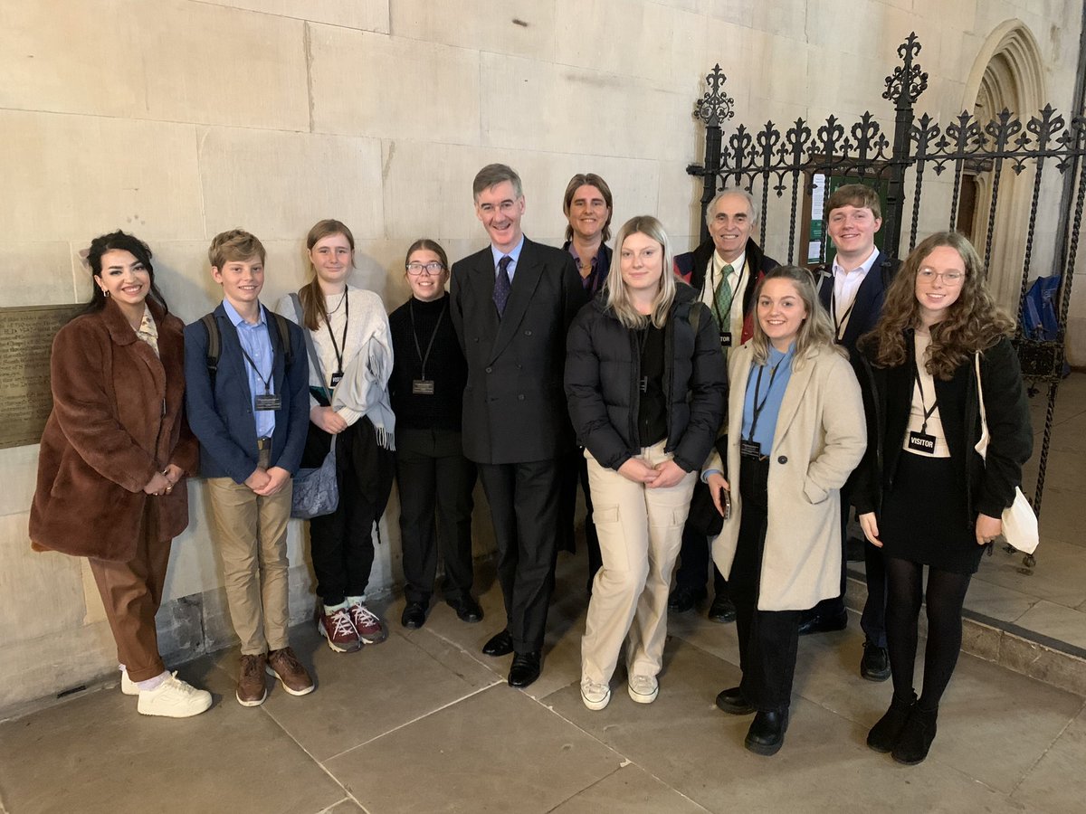 6 years ago we had a visit from <a href="/Jacob_Rees_Mogg/">Jacob Rees-Mogg</a>, today we visited him! Thanks so much to Jacob for helping us organise this visit for UK Parliament week #YouthMakingChange #ukparlimentweek