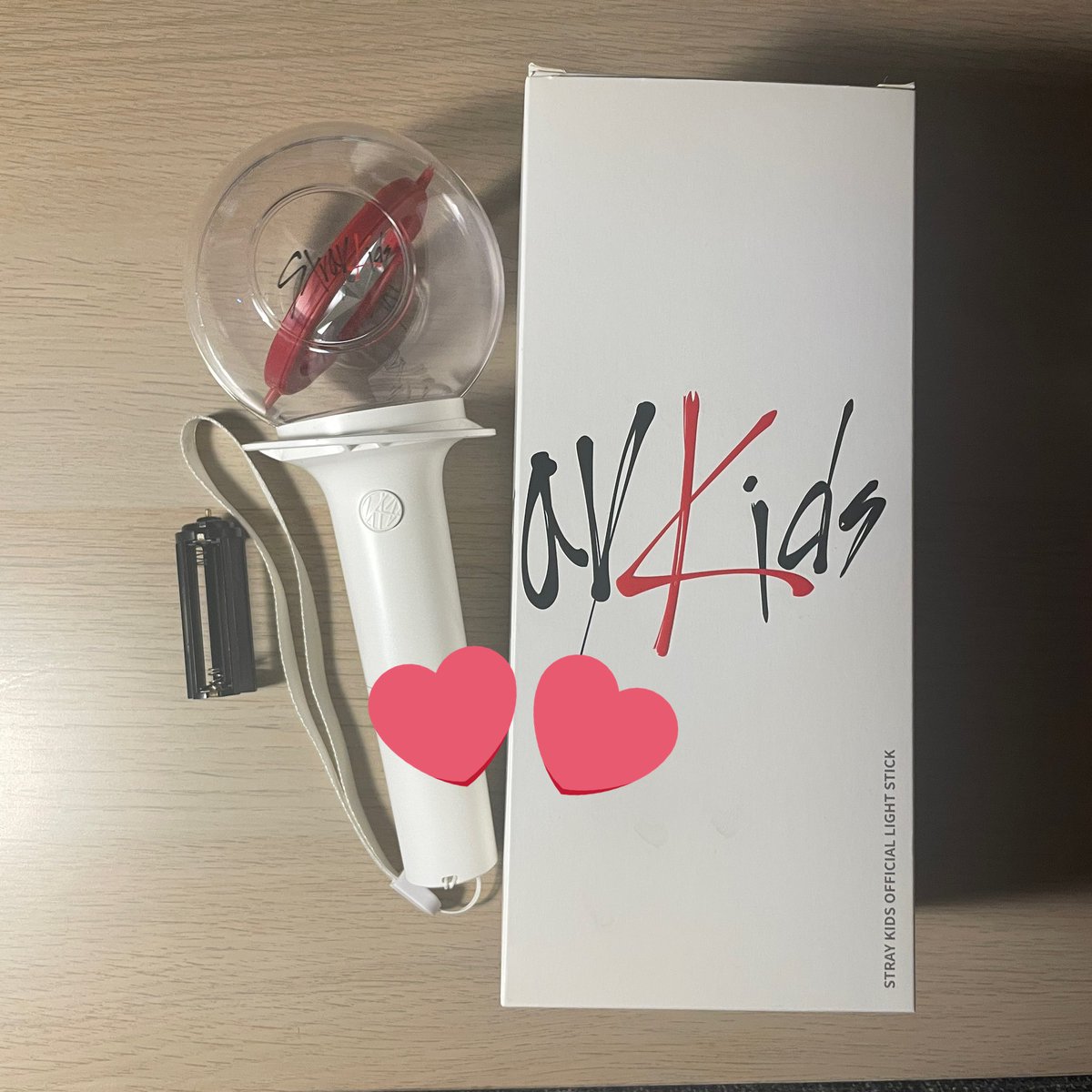seungfindss's tweet photo. ☁️. . .wts lfb ph nct !

. . . nachimbong (stray kids light stick v1)
— used once during the maniac con mnl
— 1.8k !!

• payment: gcash
• shipping: sdd only (!!) 
— loc: taft/imus

dm me ! https://t.co/y5wotZA5v5