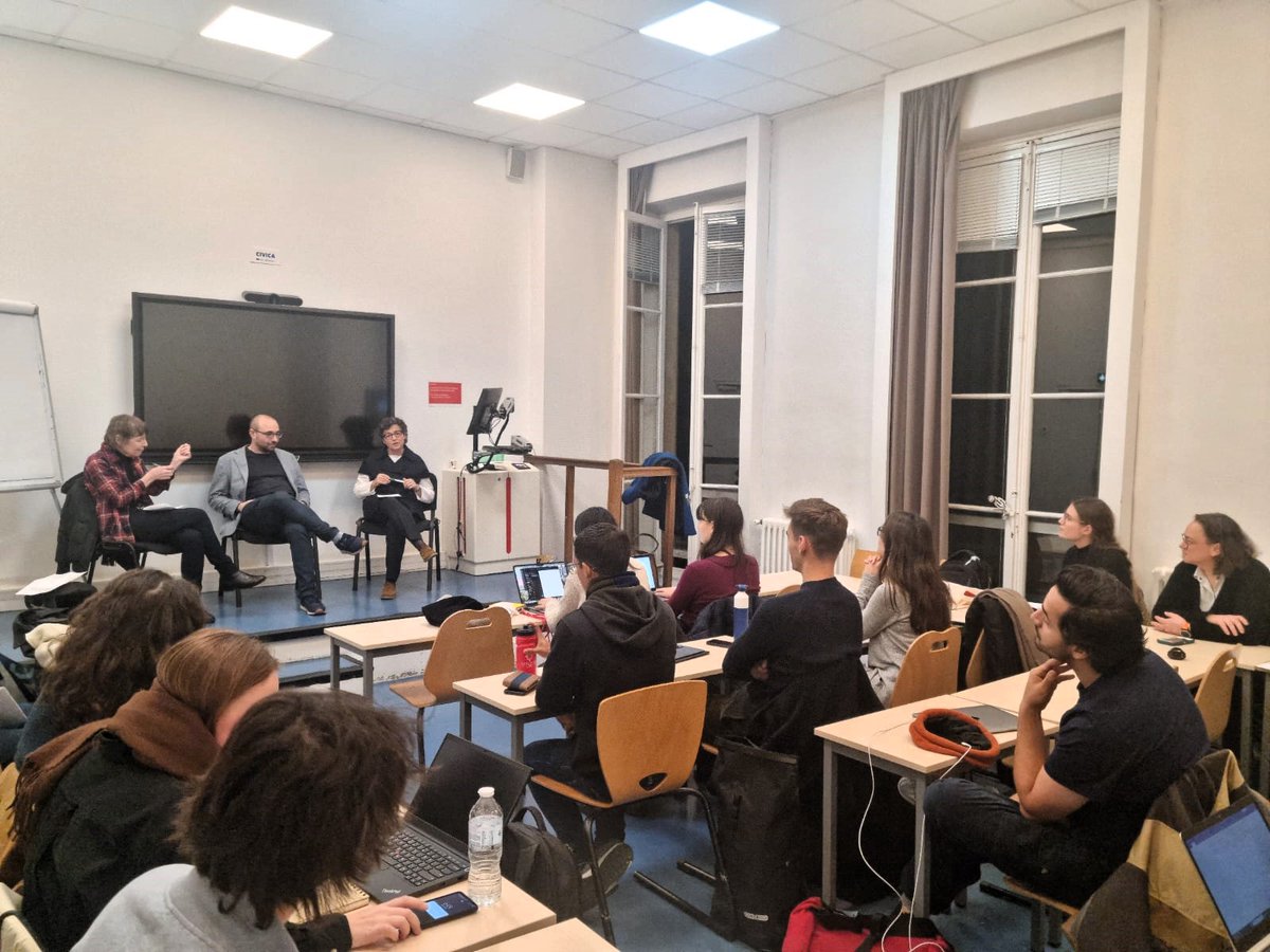 PSIASciencesPo's tweet photo. Tonight, PSIA is in conversation with @Yascha_Mounk of Johns Hopkins University and #DrNonnaMayer of Sciences Po unpicking the current state of democracy, populism and identity in the world. Discussion led by @AranchaGlezLaya. #WelcomeToScPo #PlaceToSpeak https://t.co/GjdRyuIubY