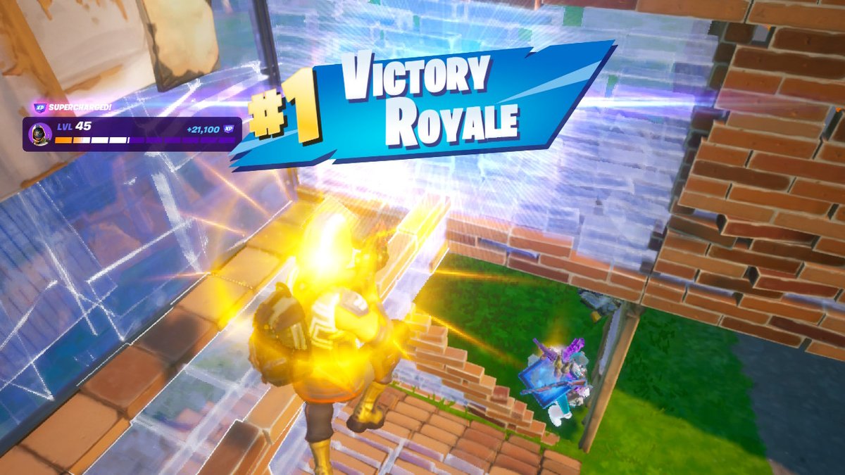 YouMeWorld1's tweet photo. Easy Box Fight for the win #NintendoSwitch https://t.co/n0OutbJ2e8