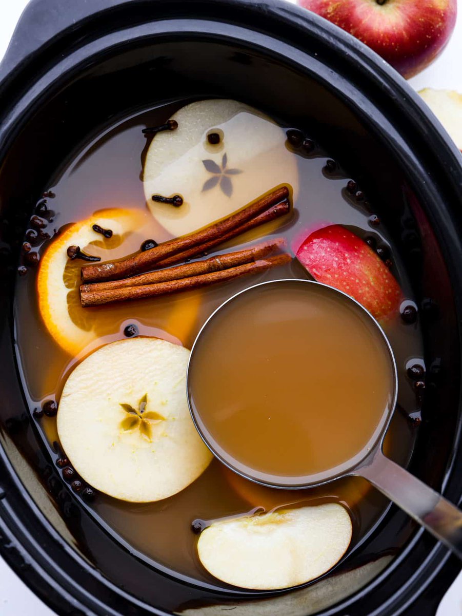 ThisRelaxesMe's tweet photo. Host a cider tasting: Apples in their finest form 🍎🍹 #CiderTasting #FallFlavors https://t.co/LLFVofNs9t