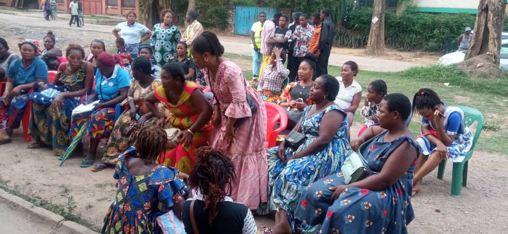 JonathanKa36211's tweet photo. UNC-MPN, Mobilisation et Propagande Nationale
Vendredi 18/11/2023, le coordon National de la MPN-LIKASI #Willy #YABABA a installé une équipe de campagne dans la commune de Kikula et à la cité de Toyota.
#FN,Force Numérique MPN-UNC https://t.co/kJCRzHg1bX