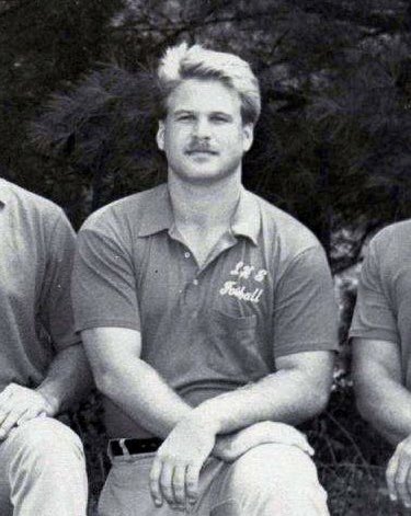 oldschoolMike61's tweet photo. Proud to be at @RoanokeCollege today as @BryanStiney was named the @RCmaroons new Head Football Coach. I have known him since 1988 when he helped coach old Lexington HS to a state title. I cannot think of a better person for this incredible journey! #RelationshipBuilder https://t.co/A2rQUOD11E