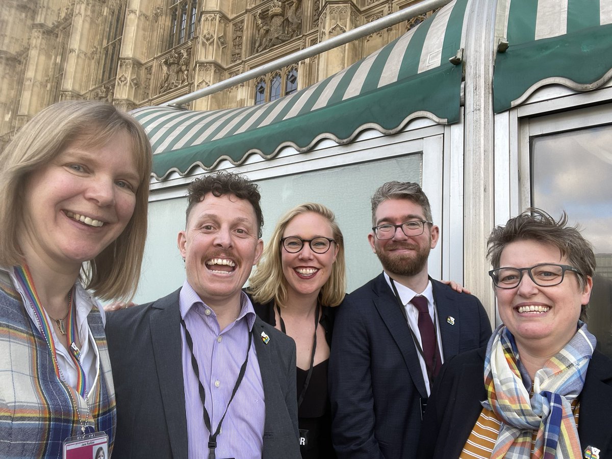@APPGPolar @PridePolar Thanks so much for organising this event! Great to showcase the fabulous work of #DiversityInPolarScience and to redouble our commitment to ensuring everyone in the #Polar community is safe, seen, respected and valued 🏳️‍🌈🥶🐧🐻‍❄️🌈 Beautiful speeches from this lovely bunch 😎