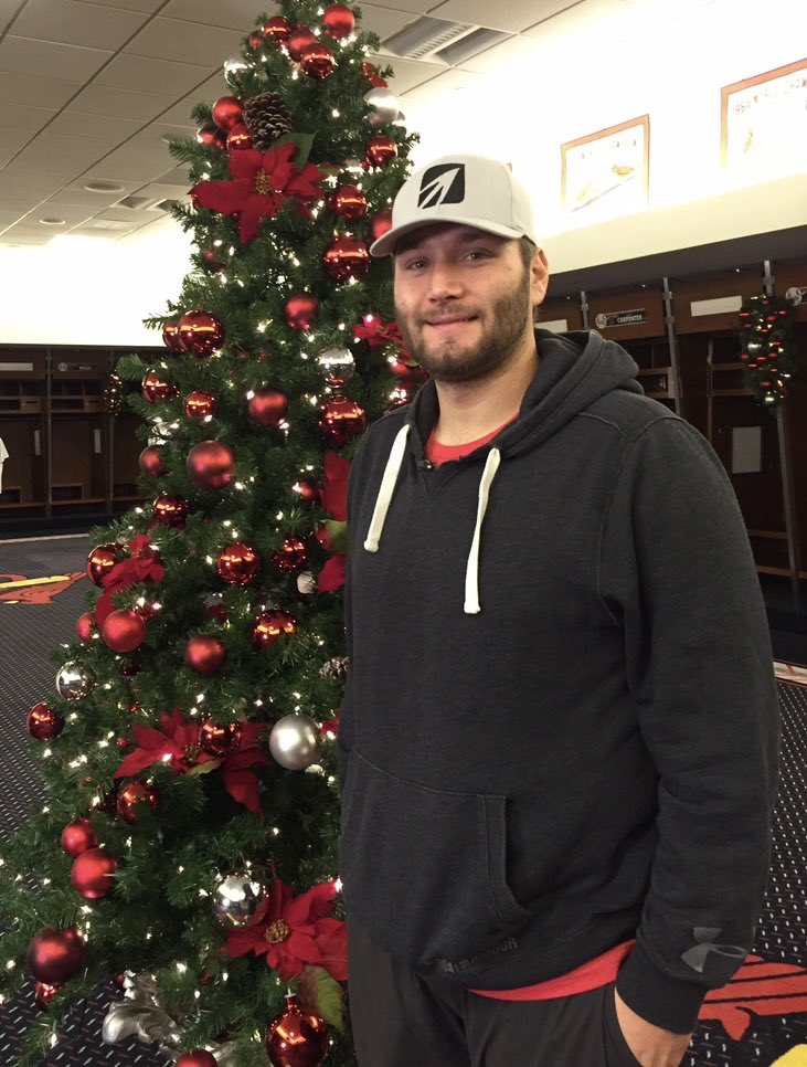 RegionalTVCat's tweet photo. Merry Christmas everyone! #STLCards https://t.co/AdEi5dLecd