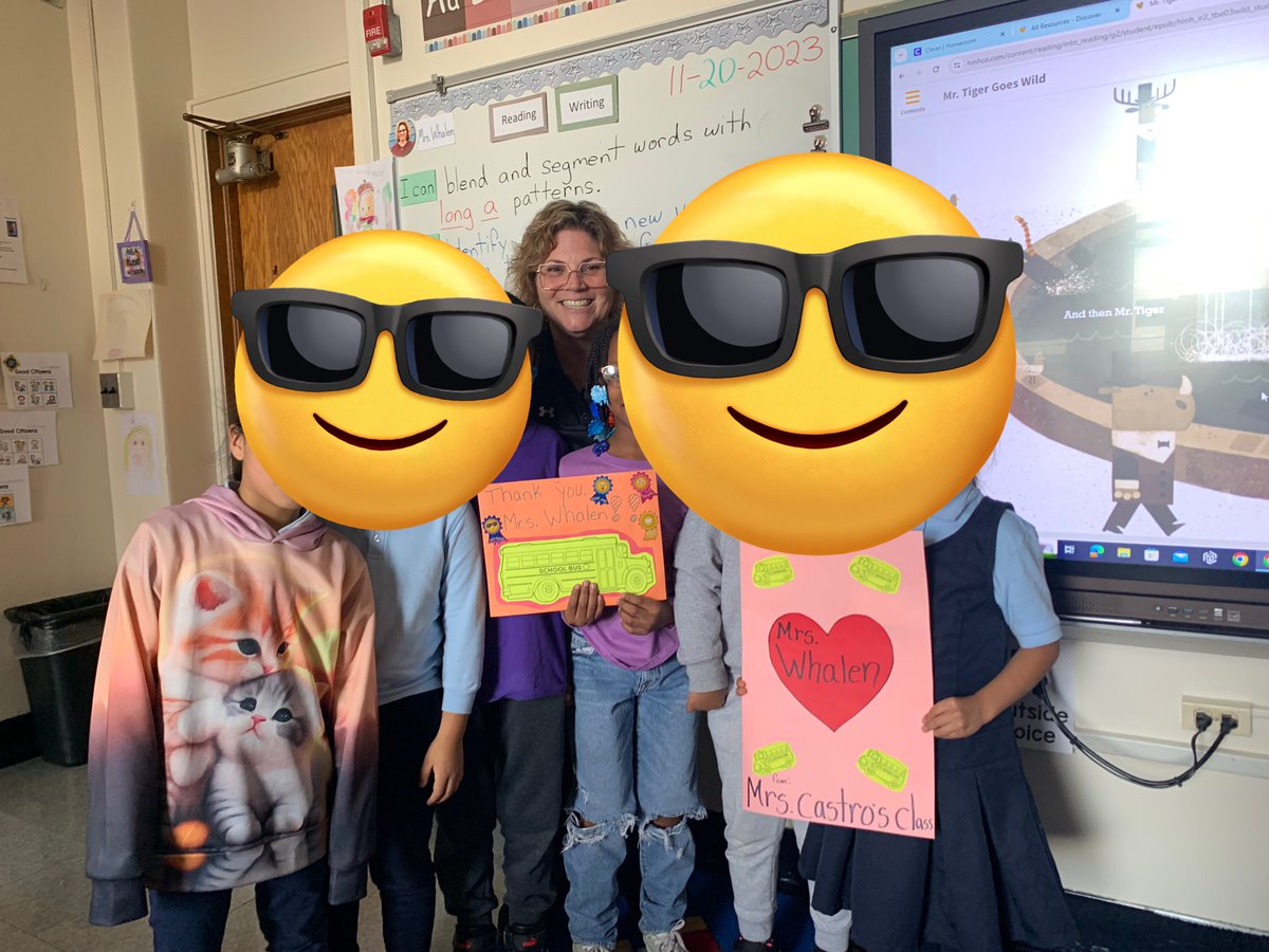 Feeling the love from my Grade 2 Ts and Ss! The best team ever! <a href="/CentralSchool33/">Central Elementary School</a> <a href="/Gerald_Fitzhugh/">Gerald Fitzhugh II, Ed.D. 👌🏾♦️👌🏾♦️KAY</a>