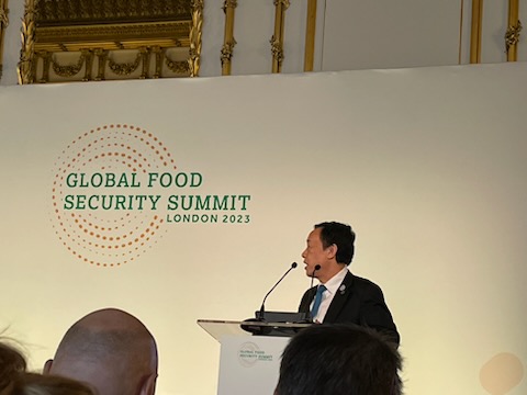 Glo_PAN's tweet photo. Global Panel members @Agnes_Kalibata &amp; Dr Qu Dongyu at the Global Food Security Summit 2023 to support the UK's efforts to achieve zero hunger and end malnutrition. #GFSS2023

@FCDOGovUK https://t.co/NtXFkl3TZ8