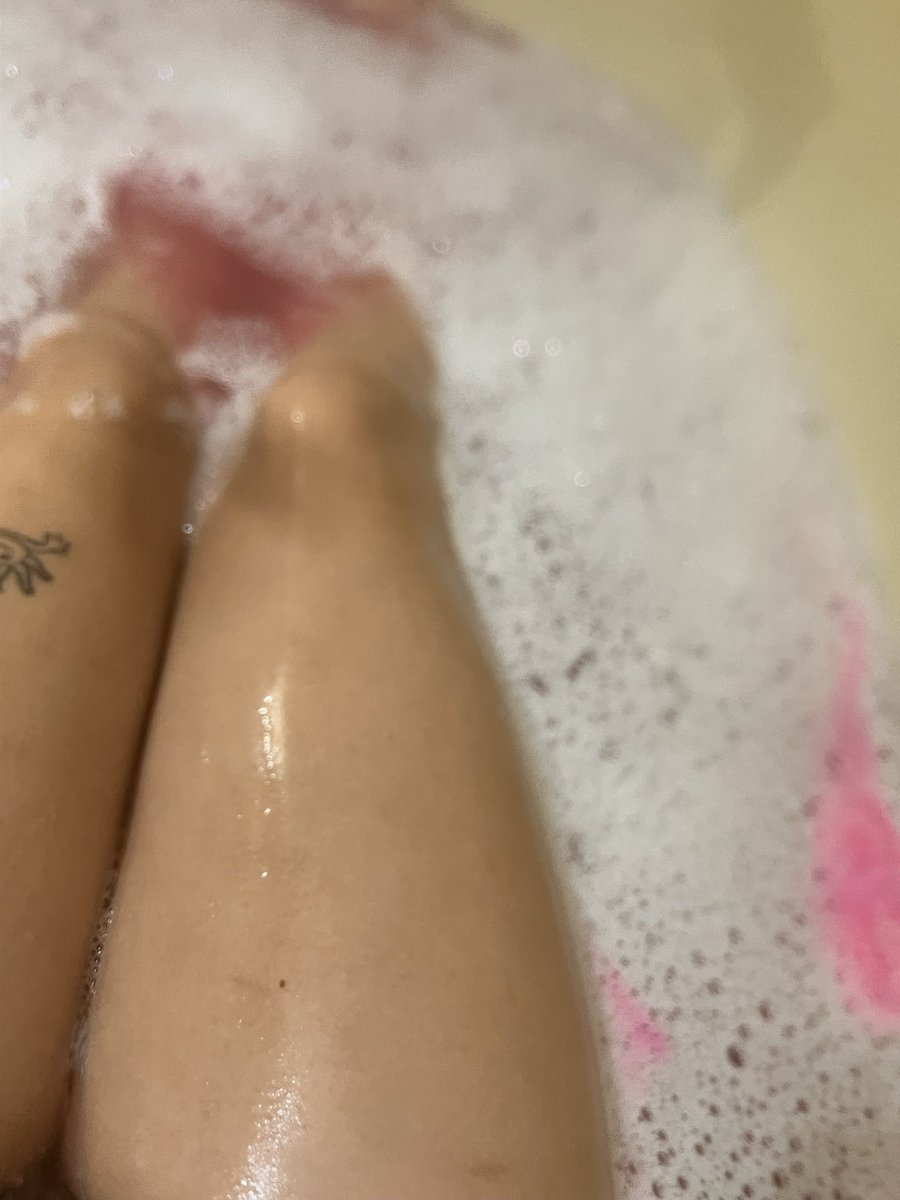 Goddess Katie’s pics and videos